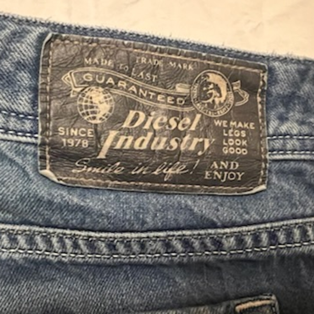 Diesel  Industry mens jeans